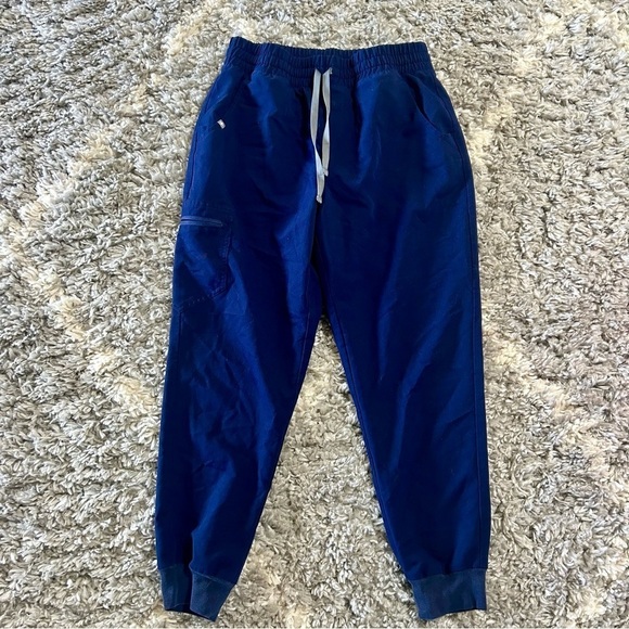 Figs Zamora Jogger Scrub Pants in Navy sz M/P - Picture 3 of 5
